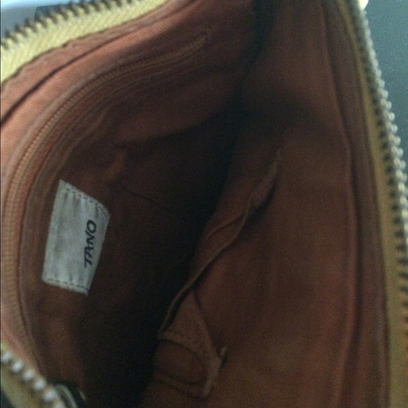 TANO Yellow Leather Crossbody Bag - Picture 5 of 6